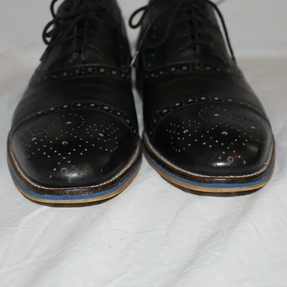 Johnston & Murphy Brogue/Wing Tip Style Black Lace Oxford Dress Shoe Men 11 - Picture 3 of 16